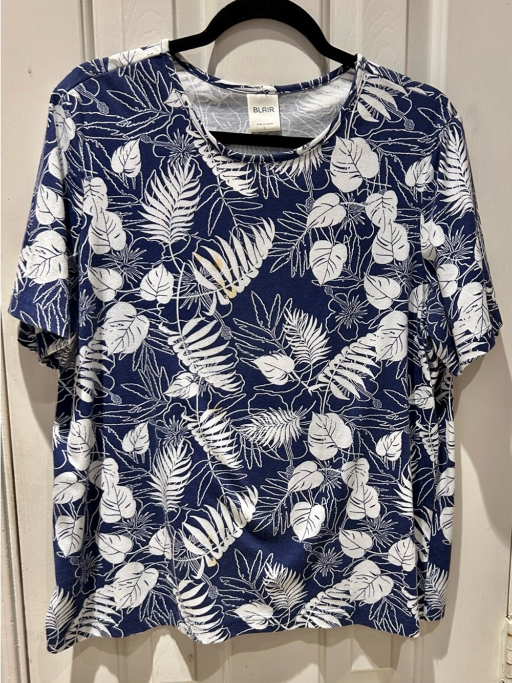 Blair Navy White Tropical Leaf Short Sleeve Tee